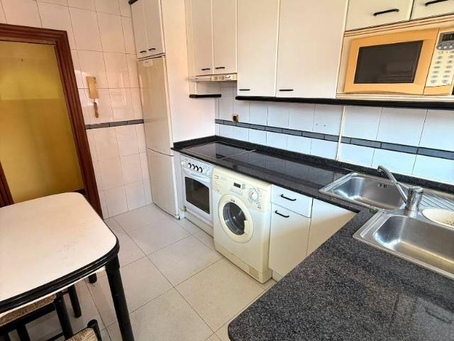 Piso en venta en Barakaldo, Landaburu