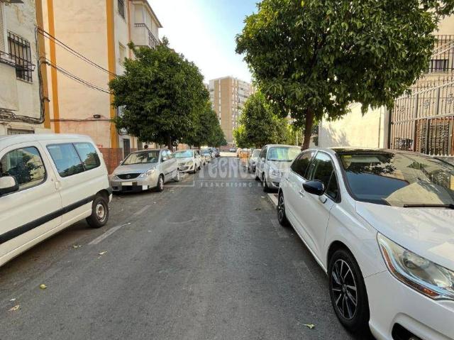 Piso en venta en Sevilla, El Arenal