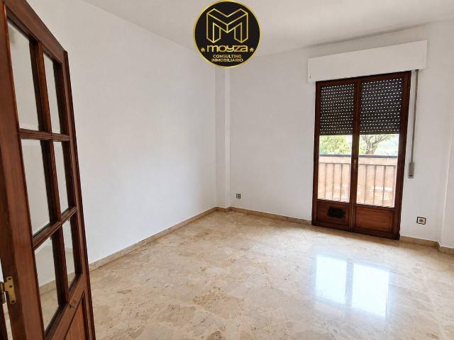 Piso en venta en San Bartolomé, Jaén