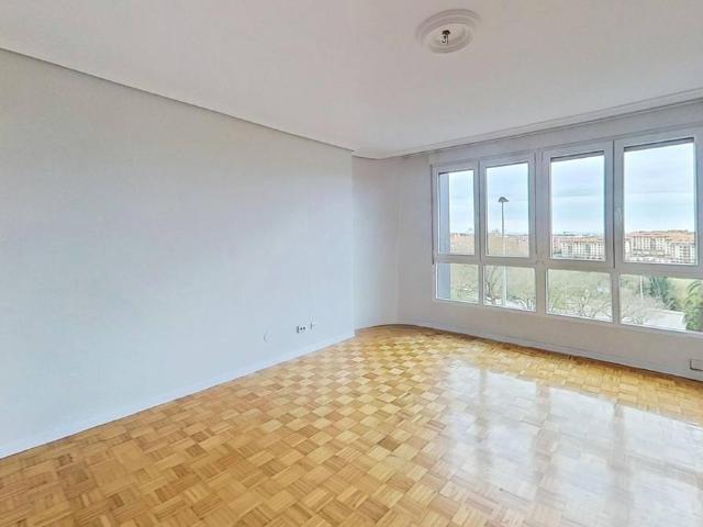 Piso en venta en Correos, Santander
