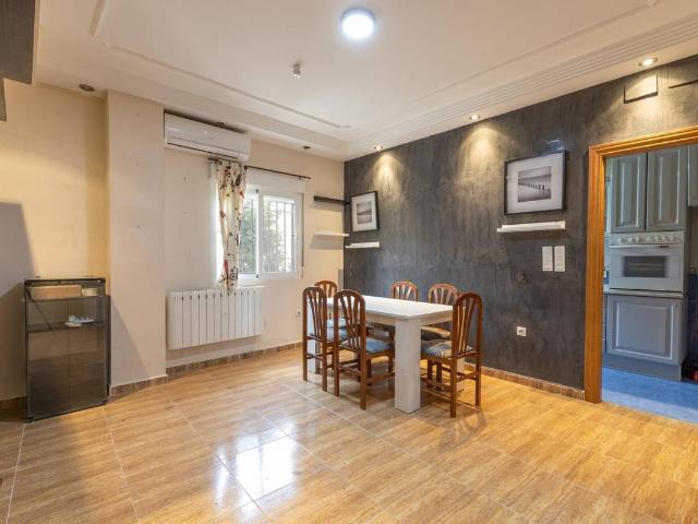 Piso en venta en Cúllar Vega, Andalucía