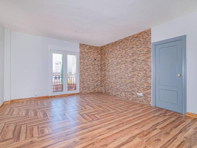 Piso en venta en Cúllar Vega, Granada