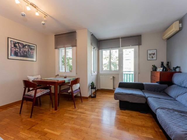 Piso en venta en Àngela Roca, Baix Llobregat
