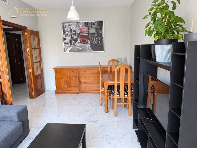 Piso en venta en El Arenal, Sevilla