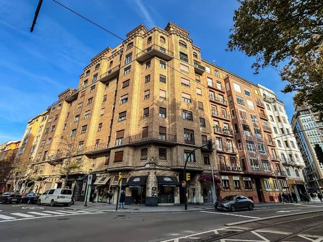 Piso en venta en Casco Histórico, Zaragoza