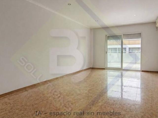Piso en venta en Eixample, Maresme