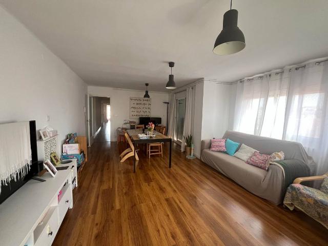 Piso en venta en Eixample, Maresme