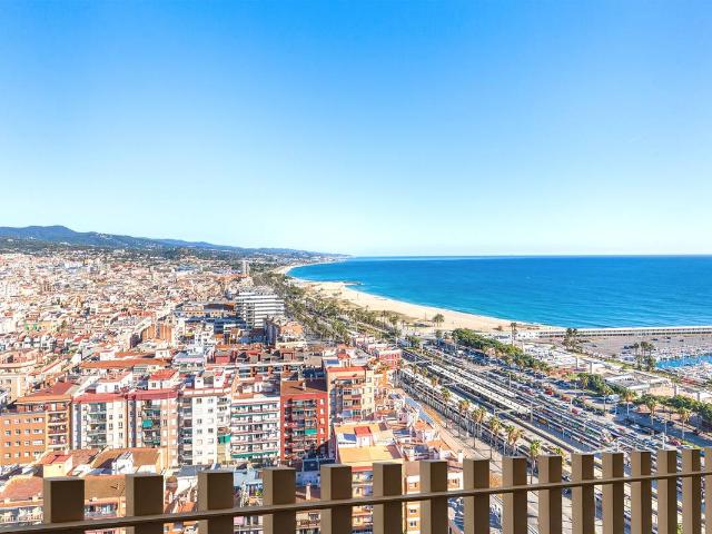 Piso en venta en Eixample, Maresme