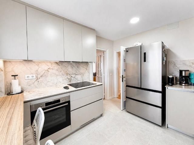 Piso en venta en Barri Vell, Gironès