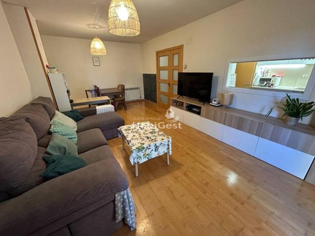 Piso en venta en Barri Vell, Gironès