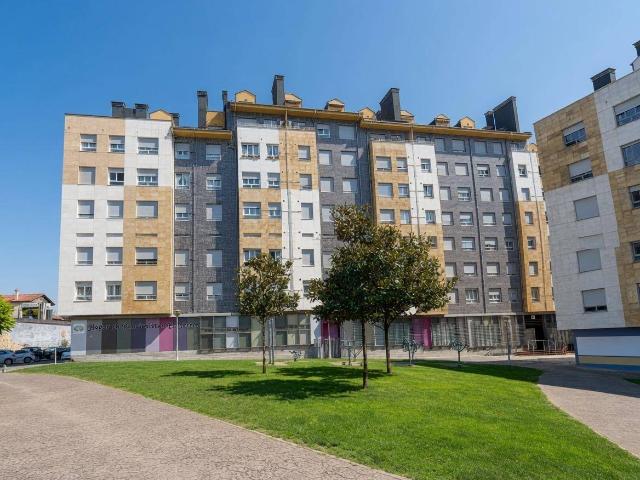 Piso en venta en Santolaya, Siero