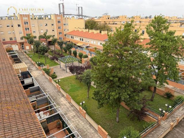 Piso en venta en Casco Antiguo, Sevilla