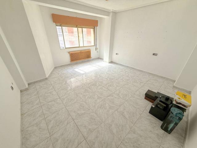 Piso en venta en Avilés, Asturias