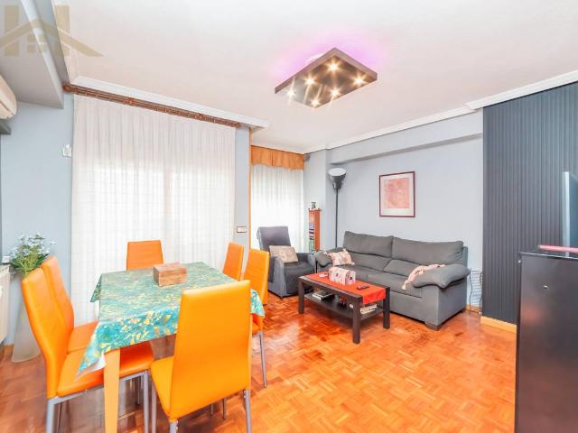 Piso en venta en Leganés, Flores