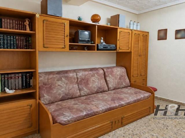 Piso en venta en Burjassot, València / Valencia
