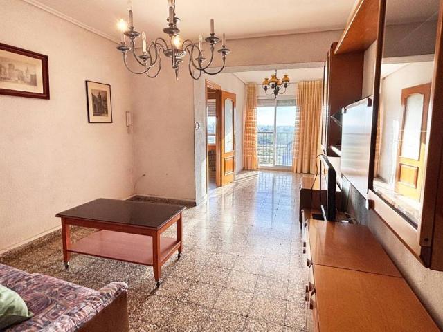 Piso en venta en Burjassot, València / Valencia