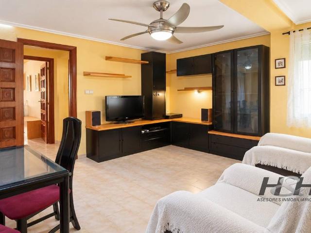 Piso en venta en Burjassot, València / Valencia