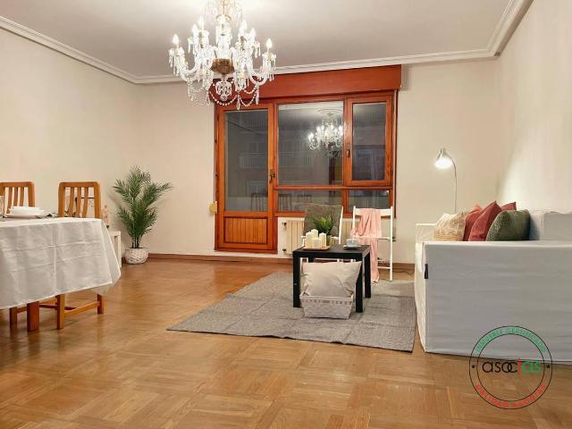 Piso en venta en Gijón, Asturias