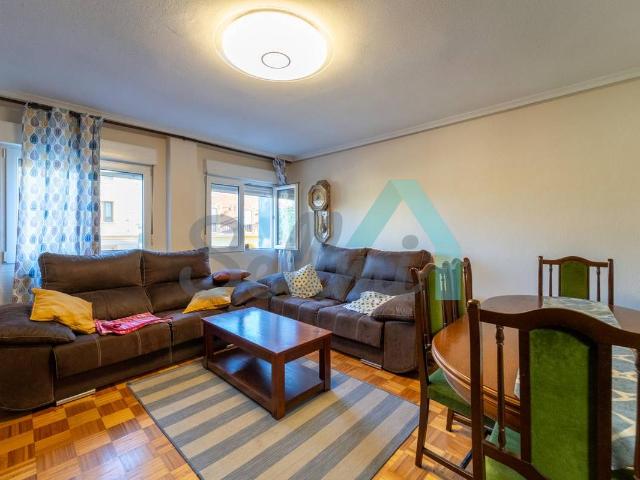 Piso en venta en Cimavilla, Gijón