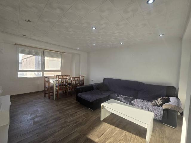 Piso en venta en Plaça Major, la Plana Alta