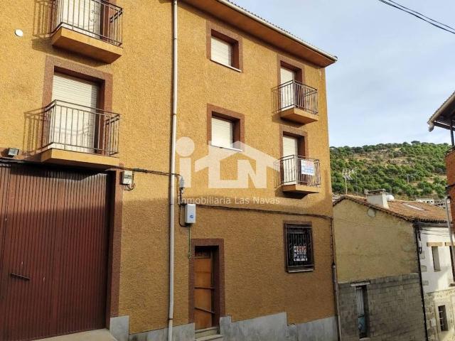 Piso en venta en El Hoyo De Pinares, Ávila