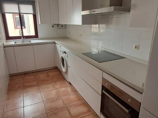 Piso en venta en Utrera, Andalucía