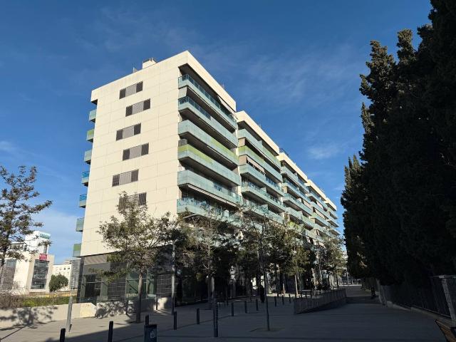 Piso en venta en Cornellà De Llobregat, Centre