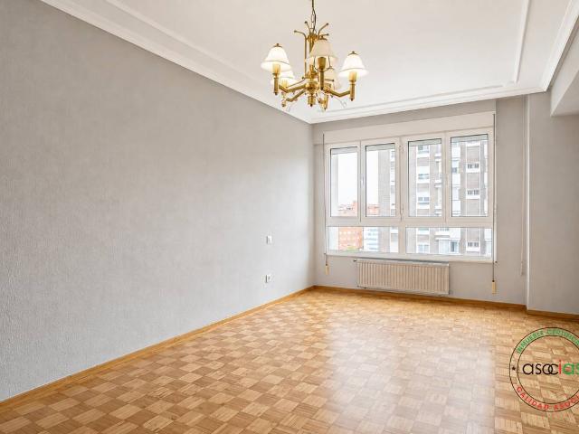 Piso en venta en Gijón, Asturias