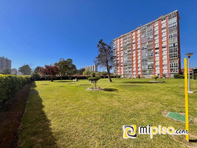 Piso en venta en Laredo