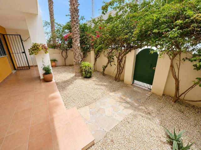 Piso en venta en Los Depósitos, Roquetas De Mar