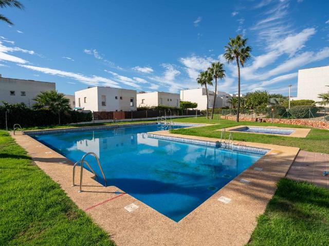 Piso en venta en Almedina, Almería