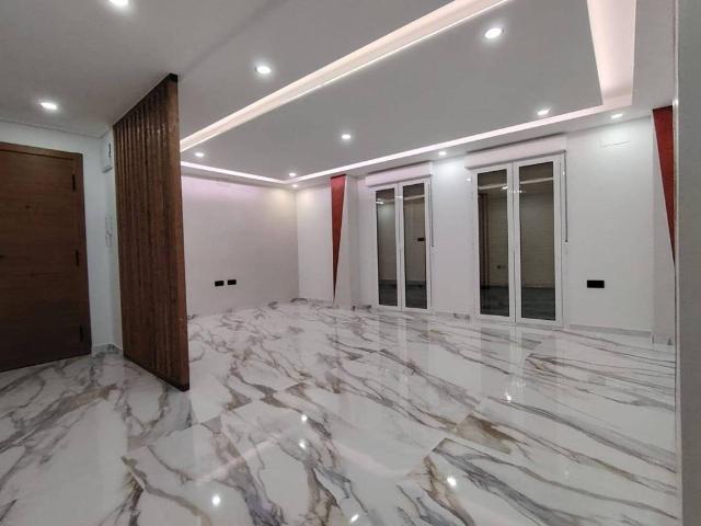 Piso en venta en Elche, Valencia