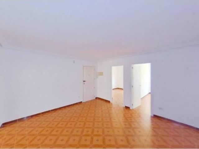 Piso en venta en Elche, Valencia