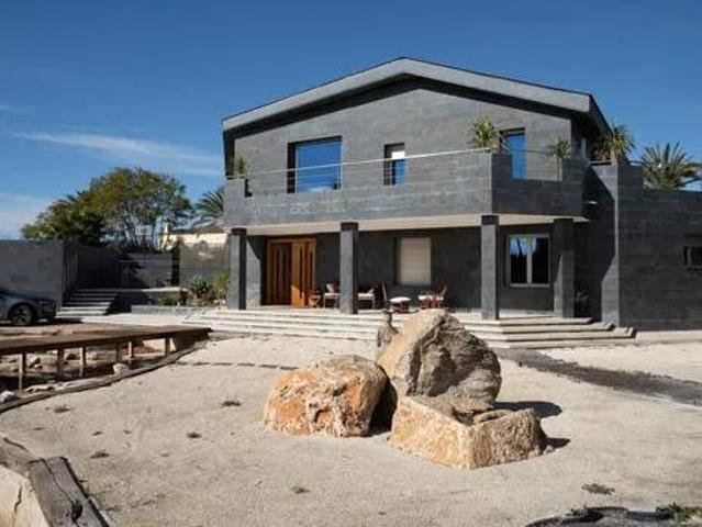 Piso en venta en Atzavares, el Baix Vinalopó