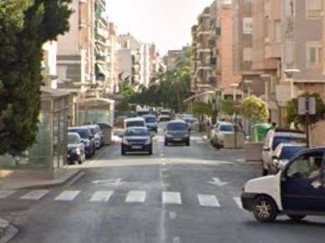 Piso en venta en Elche, Valencia