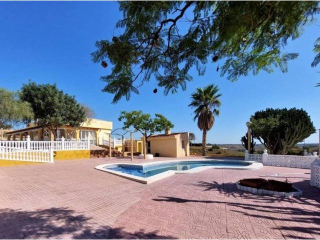 Piso en venta en el Baix Vinalopó, Valencia