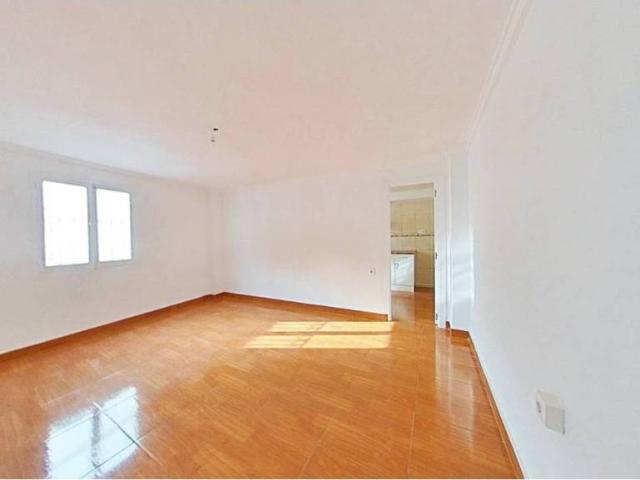 Piso en venta en Elche, Valencia