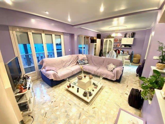 Piso en venta en Elche, Valencia