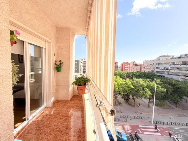 Piso en venta en el Salvador, Elche