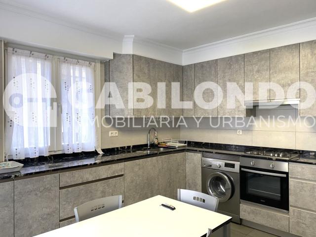 Piso en venta en Azkue, Elgoibar