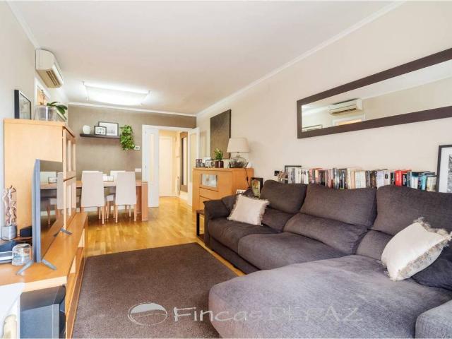 Piso en venta en Centre, Castelldefels