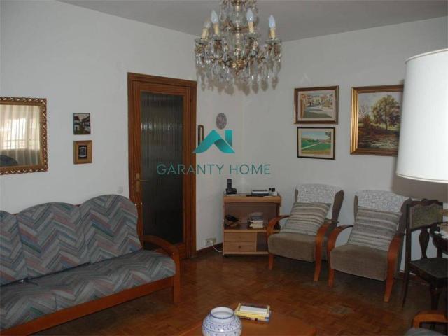 Piso en venta en Madrid, Cortes