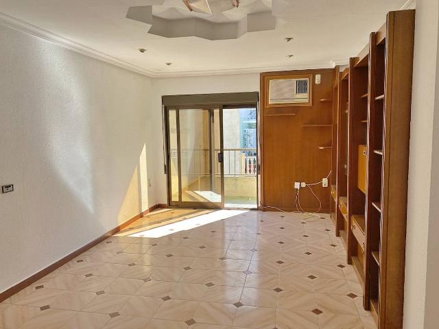 Piso en venta en Jane Addams, Enguera
