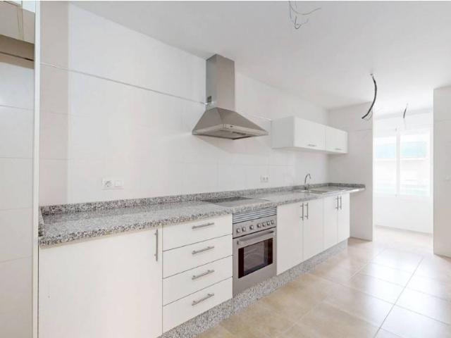 Piso en venta en Jane Addams, Enguera