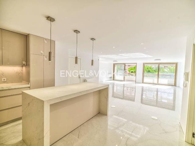 Piso en venta en Casco Antiguo - Santa Cruz - Ayuntamiento, l'Alacantí