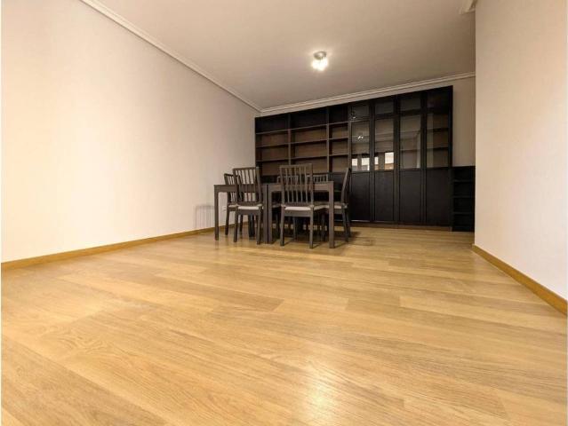 Piso en venta en Entrena, La Rioja