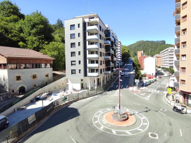 Piso en venta en Arizti, Ermua