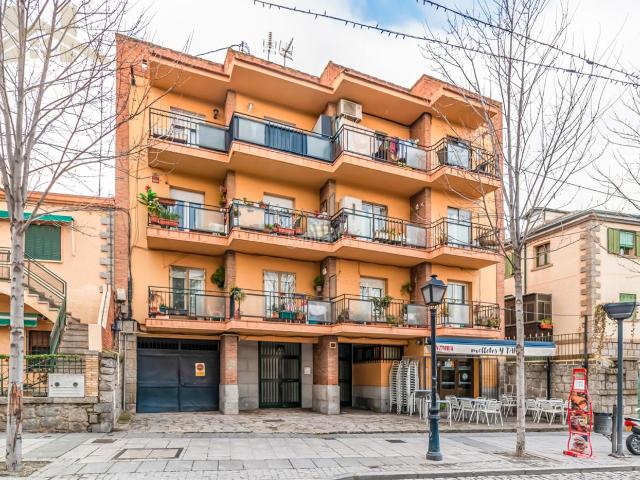 Piso en venta en El Escorial, Urbanización Parque Real