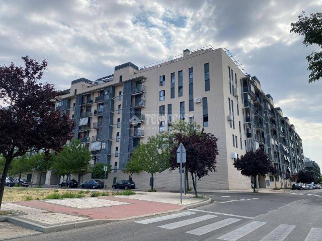 Piso en venta en Alcalá De Henares, Venecia