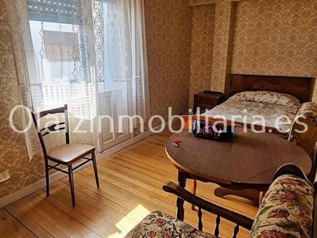 Piso en venta en Espinosa De Los Monteros, Castilla y León